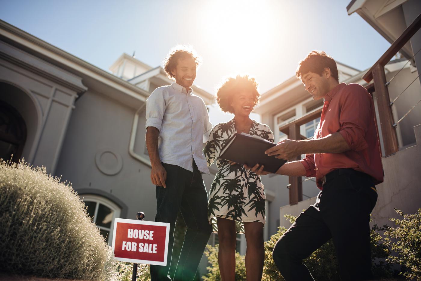 Simultaneous Exchange — properties at the same time